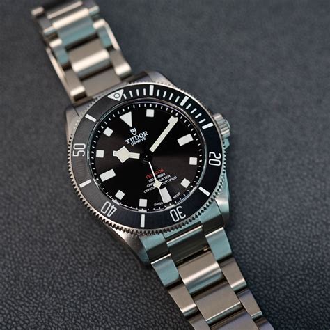 tudor pelagos 39mm titanium review.